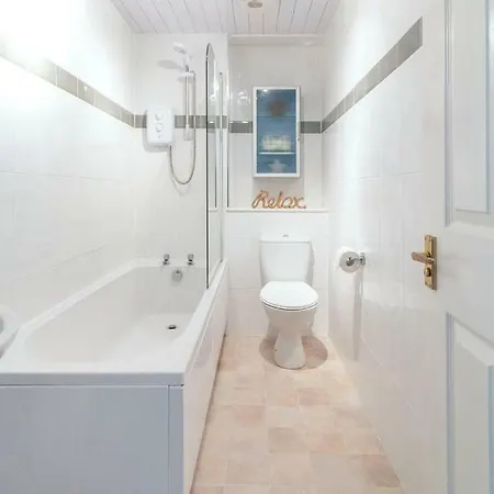 Sec/ Hydro Two Bed Flat With Free Parking And Great View Apartment Glasgow Exterior photo